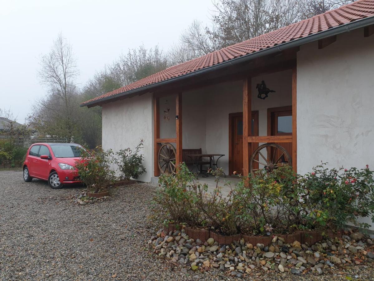 Chrom Ranch Reiterhof Bed & Breakfast Memmingen Ngoại thất bức ảnh