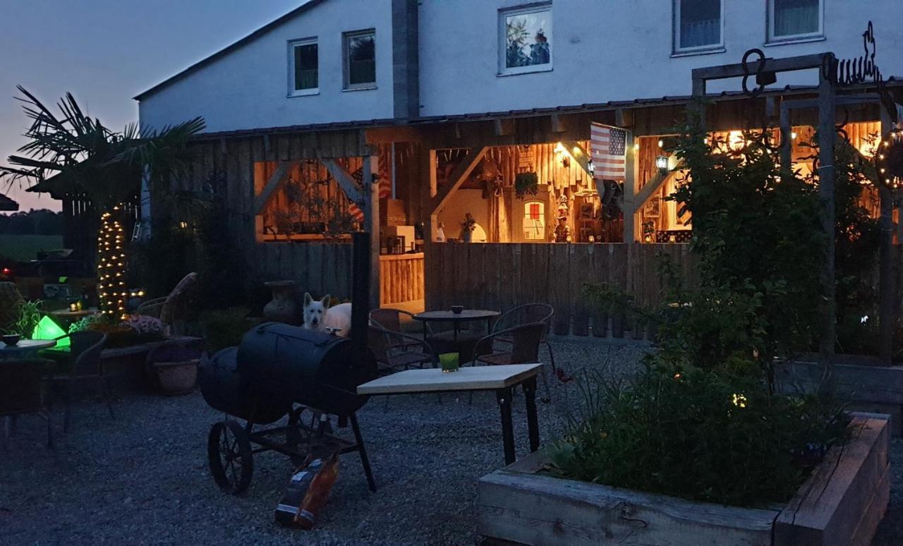 Chrom Ranch Reiterhof Bed & Breakfast Memmingen Ngoại thất bức ảnh