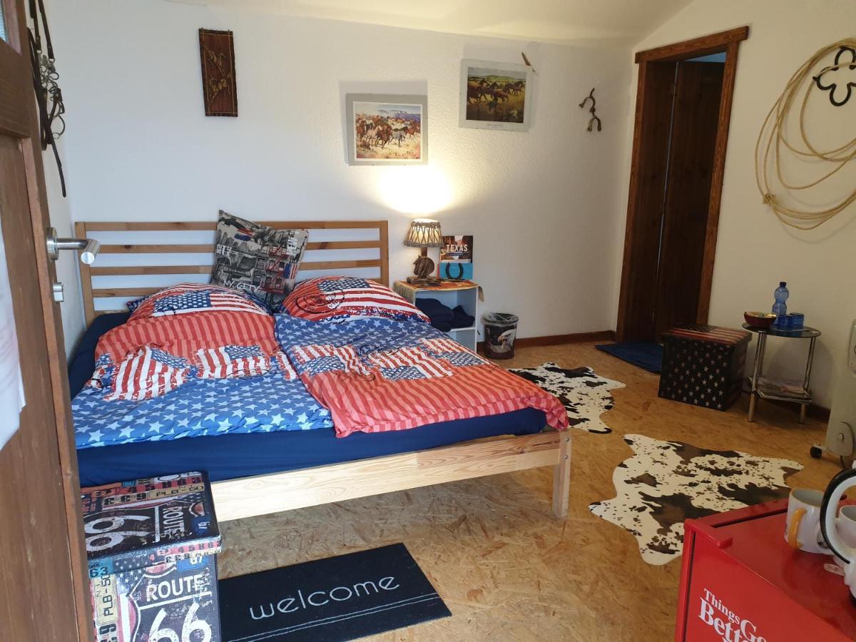 Chrom Ranch Reiterhof Bed & Breakfast Memmingen Ngoại thất bức ảnh