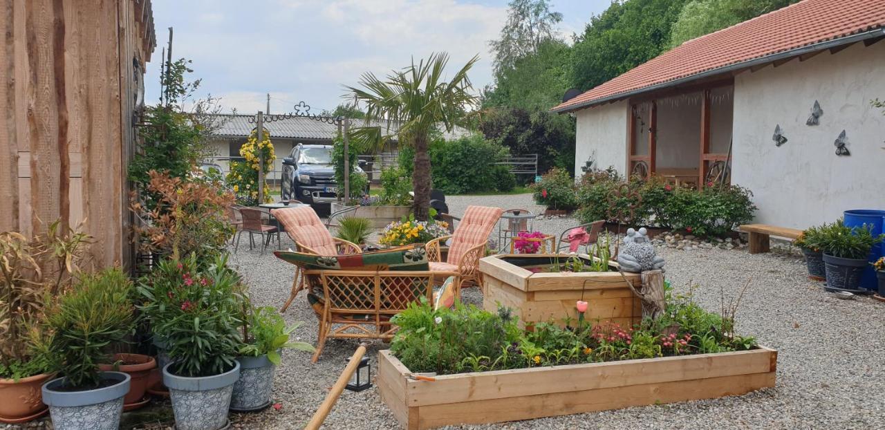 Chrom Ranch Reiterhof Bed & Breakfast Memmingen Ngoại thất bức ảnh